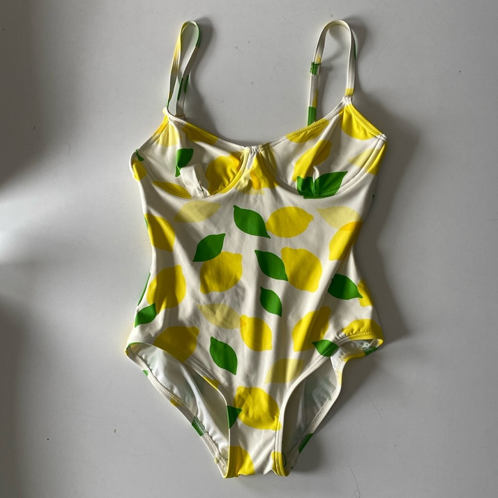 NWT Kate Spade Lemon Print Ivory One Piece Bathing Suit (Size S)